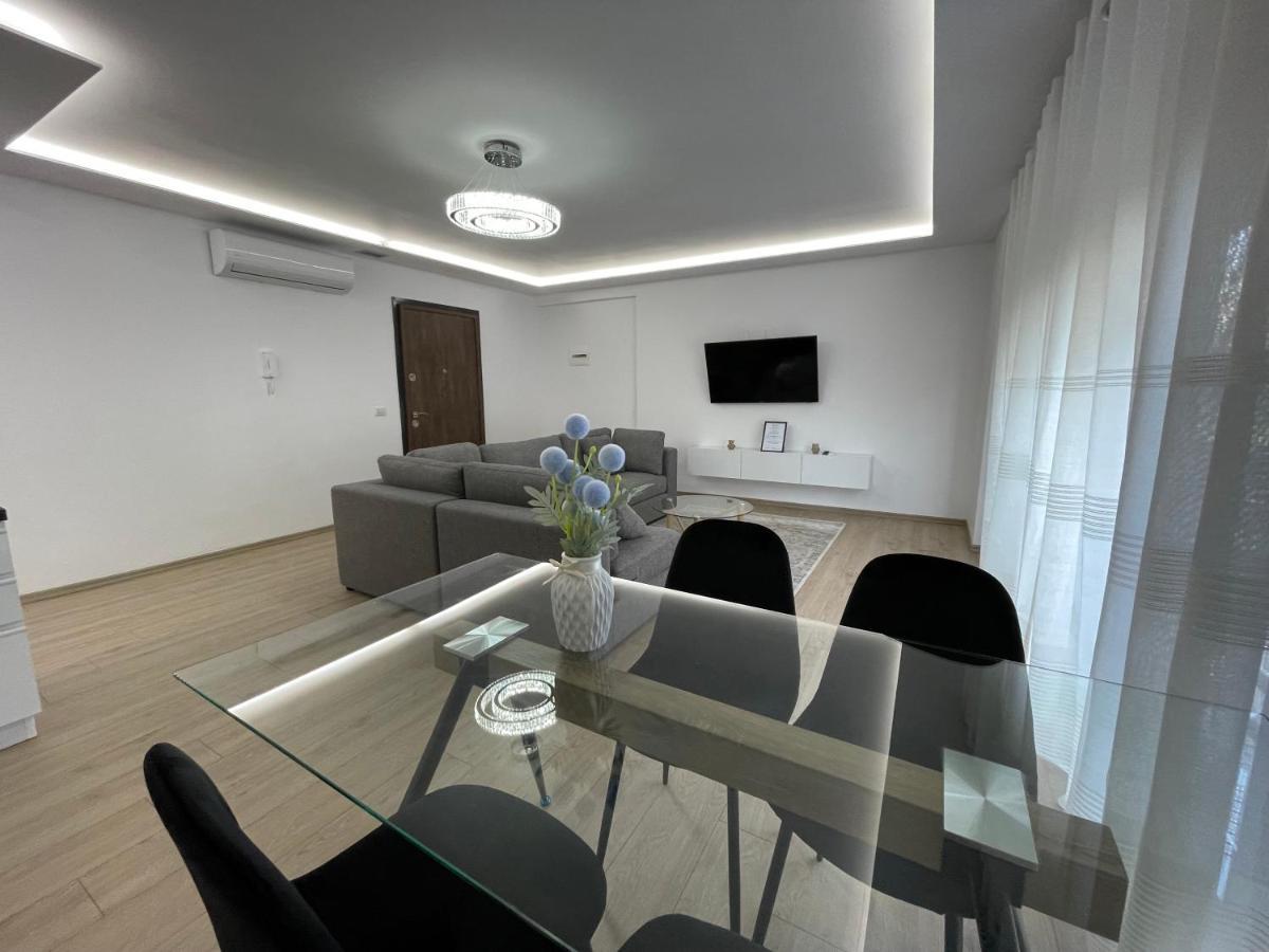 Apartamento New Bazaar 2022 Tirana Exterior foto