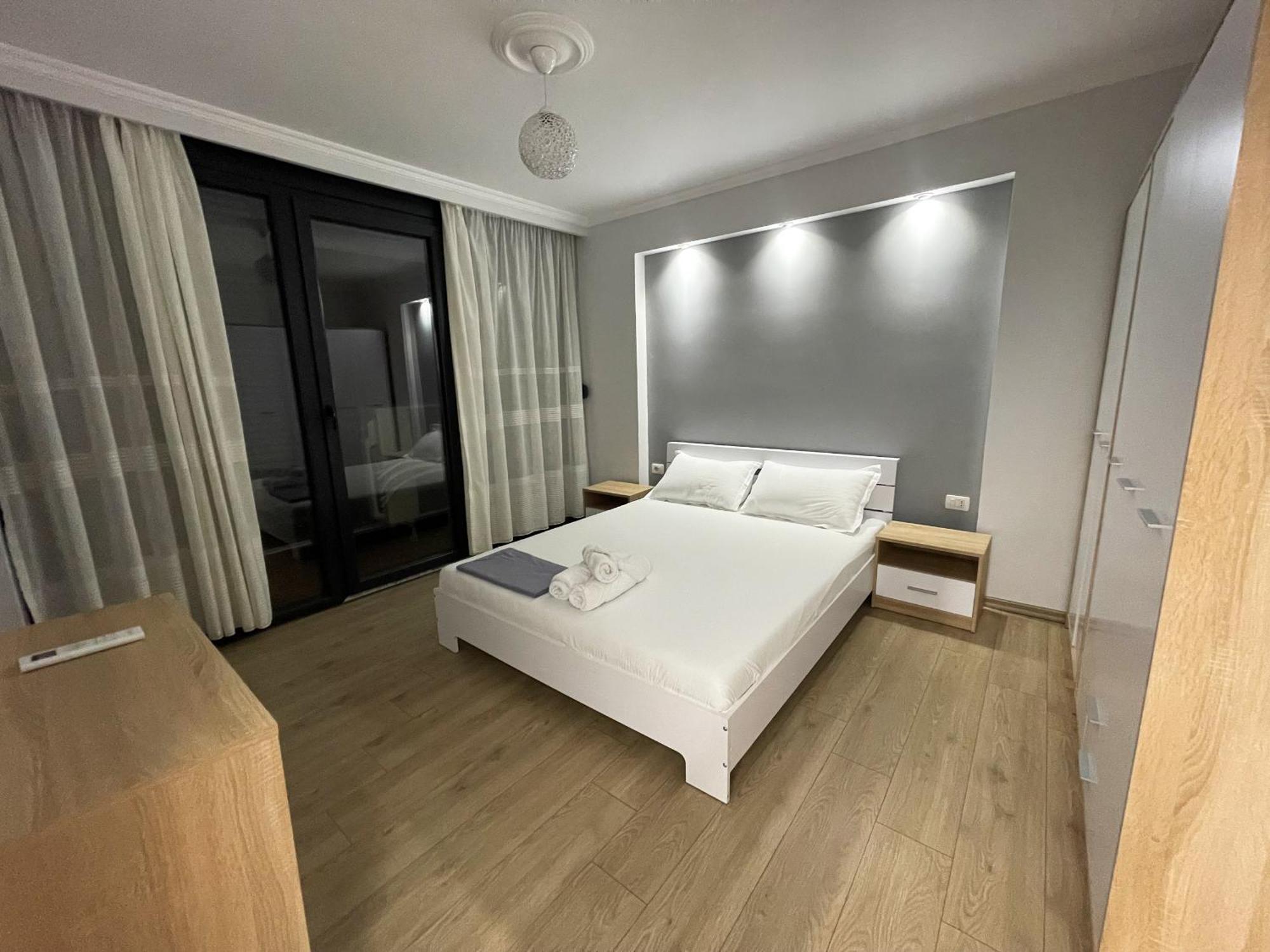 Apartamento New Bazaar 2022 Tirana Exterior foto