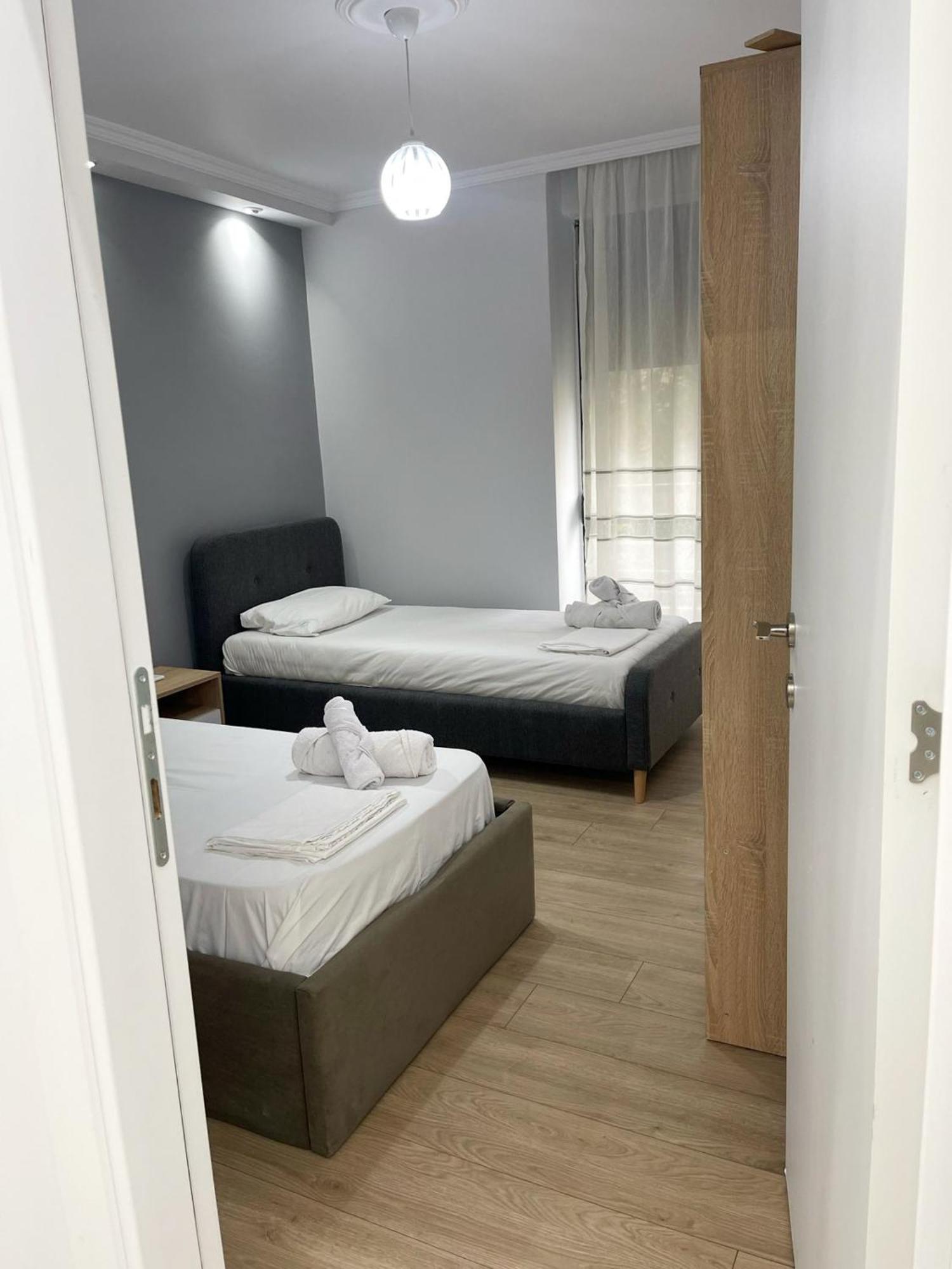 Apartamento New Bazaar 2022 Tirana Exterior foto